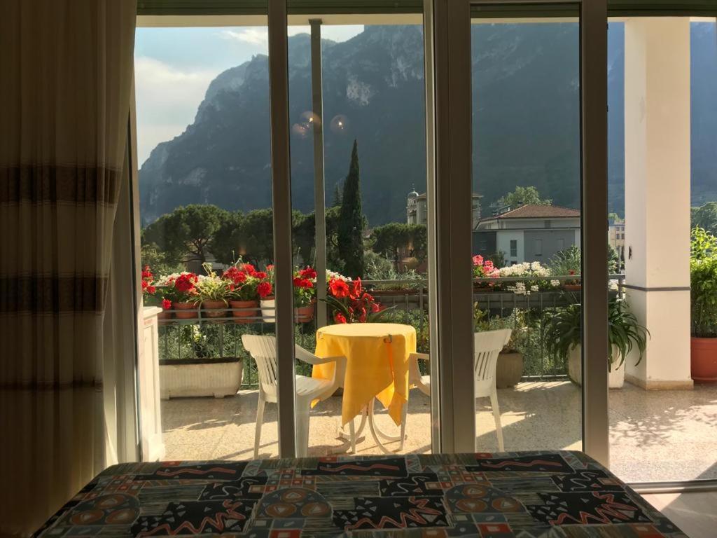 Eagle Rooms Riva del Garda Exterior foto